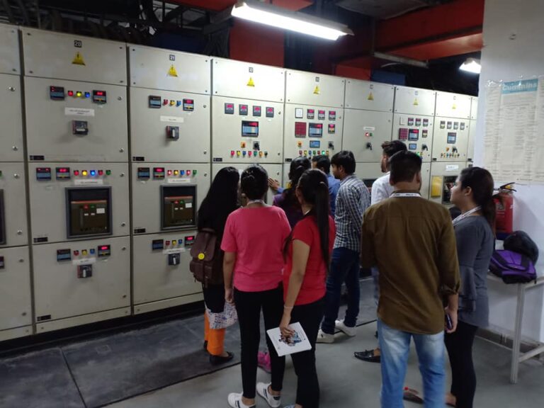 e28f4a_17fbd1f99c5c46b8865d141e8b5d579a~mv2